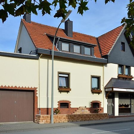 Pension Becker Арнсберг Экстерьер фото