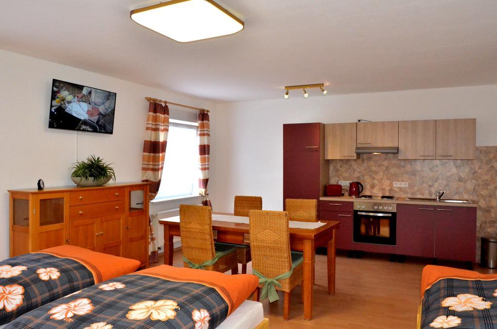 Pension Becker Арнсберг Экстерьер фото